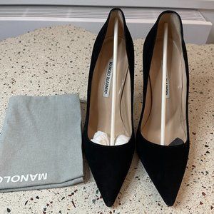 Manolo Blahnik Black Pumps